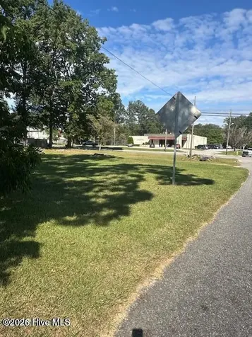 112 N Lee Street Whiteville NC 28472
