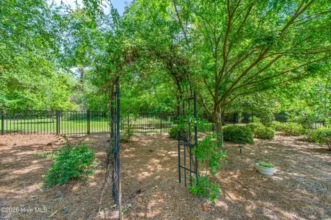 3826 Grand Willow Circle Southport NC 28461