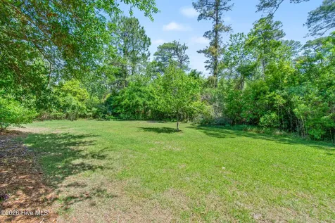 3826 Grand Willow Circle Southport NC 28461