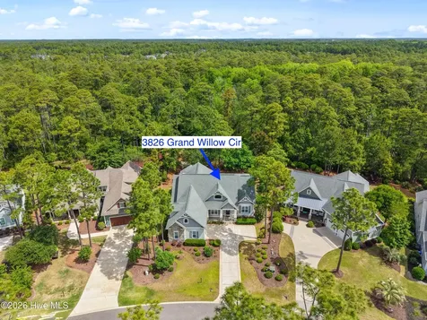 3826 Grand Willow Circle Southport NC 28461