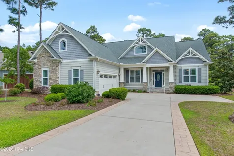 3826 Grand Willow Circle Southport NC 28461