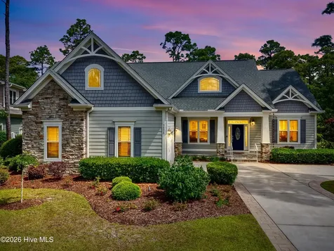 3826 Grand Willow Circle Southport NC 28461