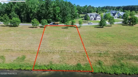 124 Sycamore Lakes Drive Wallace NC 28466
