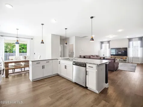 1011 E Arboria Drive Hampstead NC 28443