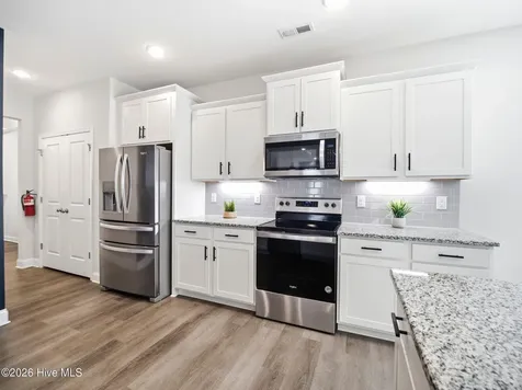 1011 E Arboria Drive Hampstead NC 28443