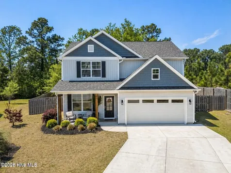 1011 E Arboria Drive Hampstead NC 28443