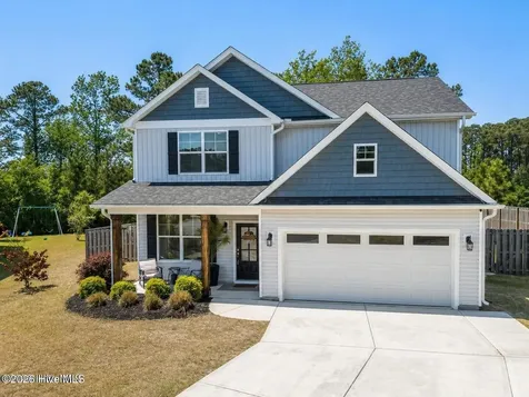 1011 E Arboria Drive Hampstead NC 28443