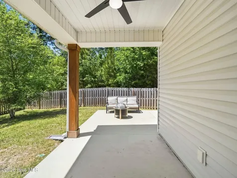 1011 E Arboria Drive Hampstead NC 28443