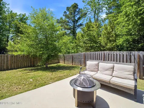 1011 E Arboria Drive Hampstead NC 28443