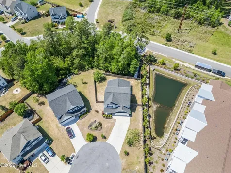 1011 E Arboria Drive Hampstead NC 28443