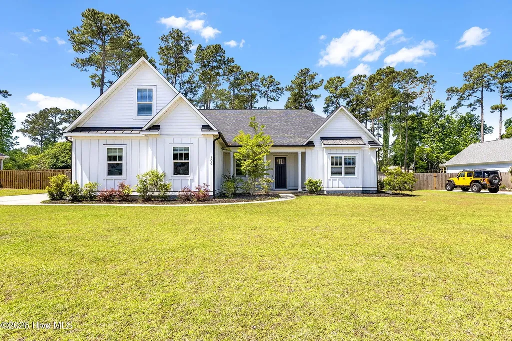 506 Crown Pointe Drive Hampstead NC 28443