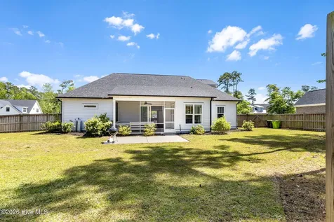506 Crown Pointe Drive Hampstead NC 28443