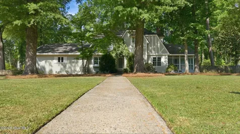 206 Granville Drive Greenville NC 27858