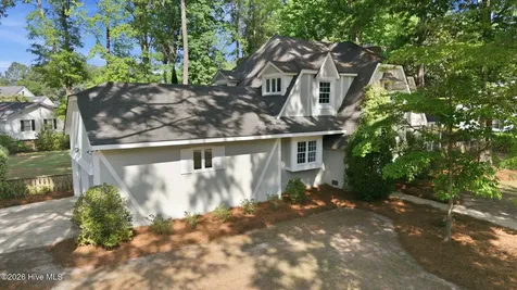 206 Granville Drive Greenville NC 27858
