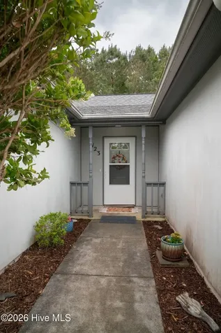 123 Daphne Drive Hubert NC 28539