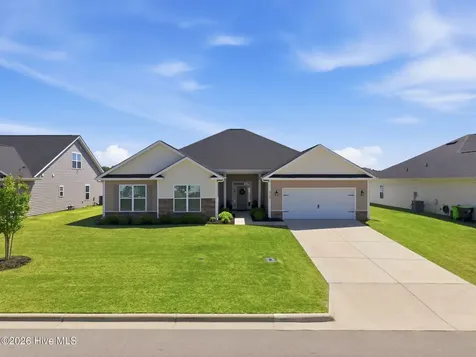 2745 Luna Lane Winterville NC 28590