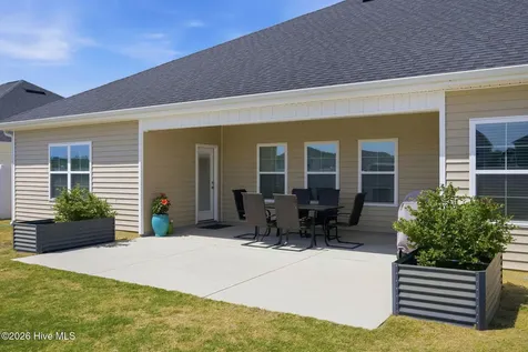 2745 Luna Lane Winterville NC 28590