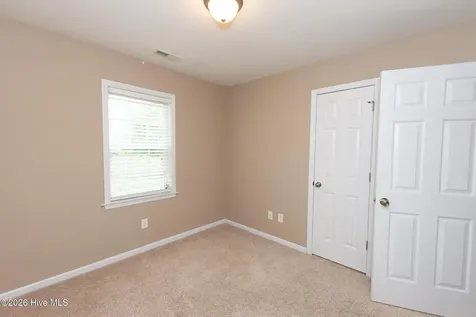 342 Old Dam Road Jacksonville NC 28540