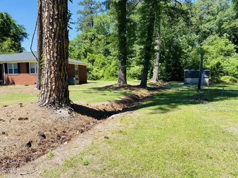 229 Mill Pond Road Whiteville NC 28472