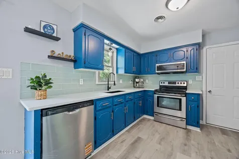 100 Leslie Lane Havelock NC 28532