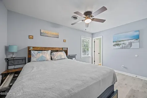 100 Leslie Lane Havelock NC 28532