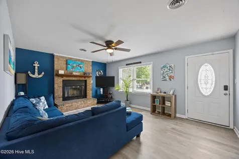 100 Leslie Lane Havelock NC 28532