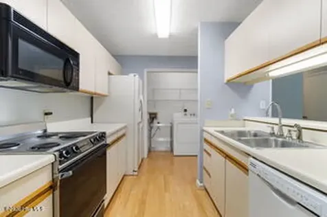 663 Bartons Landing Place Fayetteville NC 28314