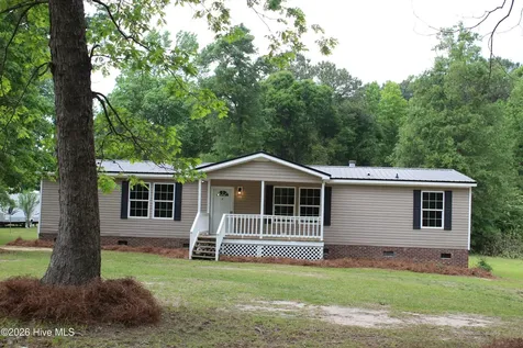 137 George Sumner Road Beulaville NC 28518