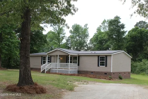 137 George Sumner Road Beulaville NC 28518