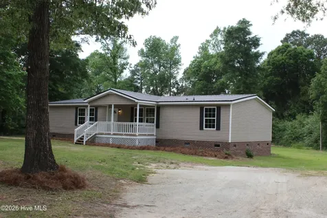 137 George Sumner Road Beulaville NC 28518
