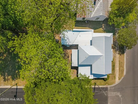 723 & 725 N Market Street Washington NC 27889