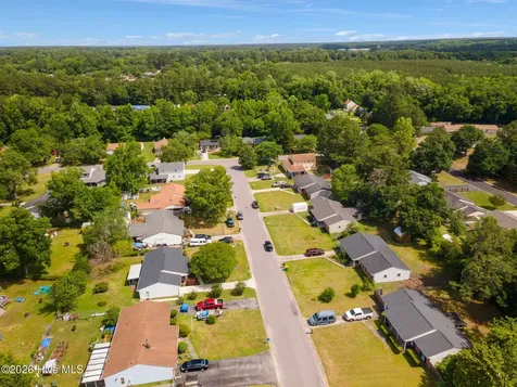 105 Lance Court Jacksonville NC 28546