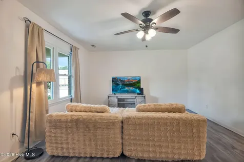 105 Lance Court Jacksonville NC 28546