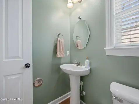 301 Savannah Drive Jacksonville NC 28540