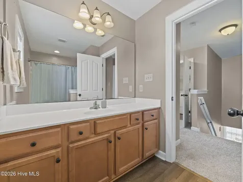 301 Savannah Drive Jacksonville NC 28540