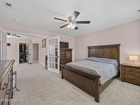 301 Savannah Drive Jacksonville NC 28540
