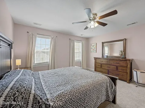 301 Savannah Drive Jacksonville NC 28540