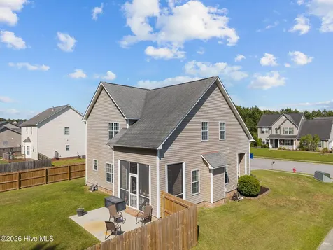 301 Savannah Drive Jacksonville NC 28540