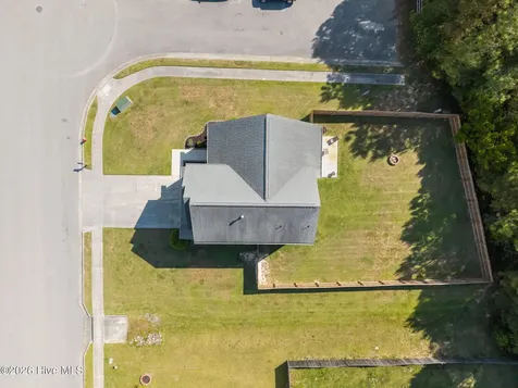 301 Savannah Drive Jacksonville NC 28540