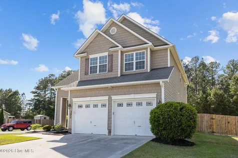 301 Savannah Drive Jacksonville NC 28540