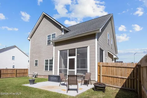301 Savannah Drive Jacksonville NC 28540