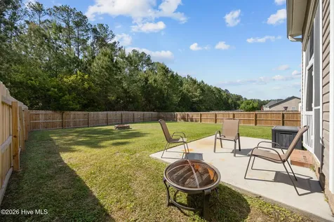 301 Savannah Drive Jacksonville NC 28540