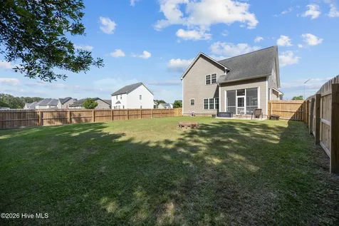 301 Savannah Drive Jacksonville NC 28540