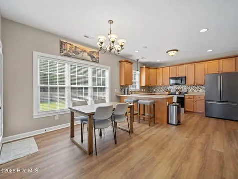 301 Savannah Drive Jacksonville NC 28540
