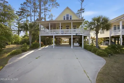 101 NE 33rd Street Oak Island NC 28465