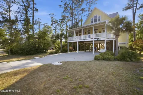 101 NE 33rd Street Oak Island NC 28465
