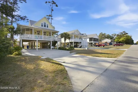 101 NE 33rd Street Oak Island NC 28465