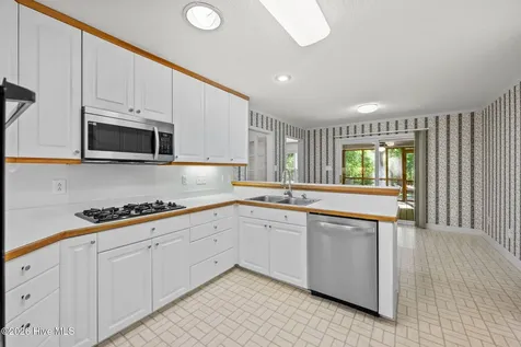 7103 Brigantine Boulevard Oriental NC 28571