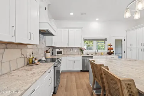 1042 Mable Drive Calabash NC 28467
