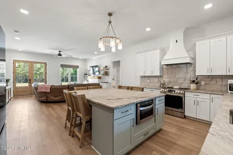 1042 Mable Drive Calabash NC 28467